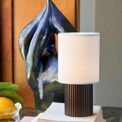 Manhattan SC52 transportabel bordlampe, bronzed brass/kanvas