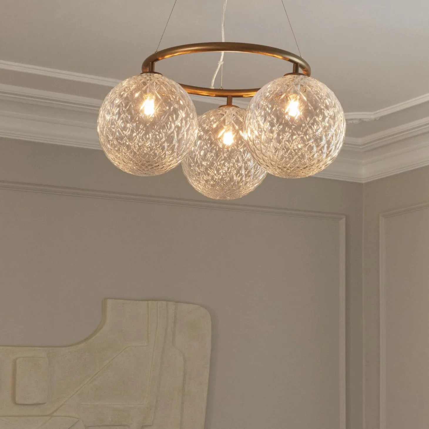 Miira 3 Circular Pendant, dark bronze/optic clear