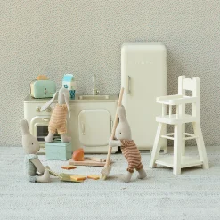 Miniature brødboks med tilbehør