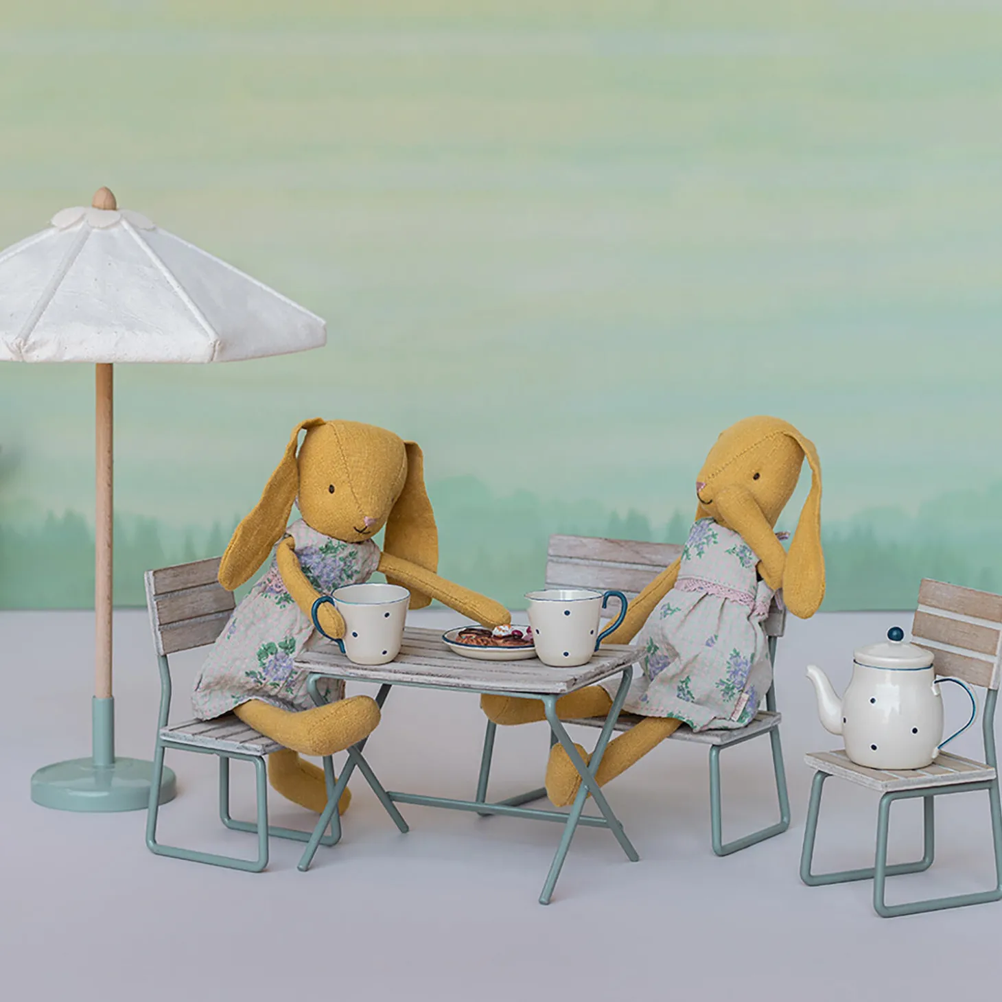 Miniature havesæt - bord med stol og bænk