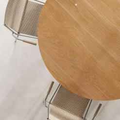 Mio Table