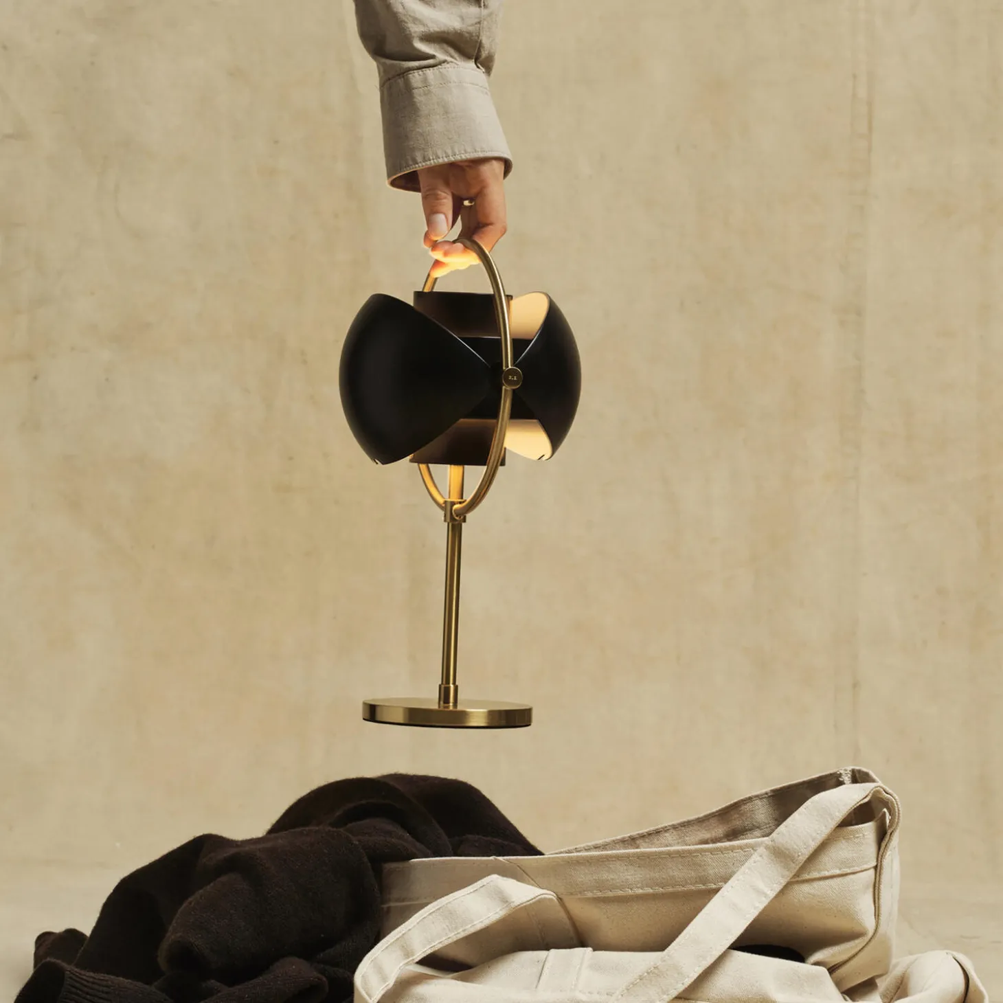Multi-Lite Portable Lamp, black semi matt/brass