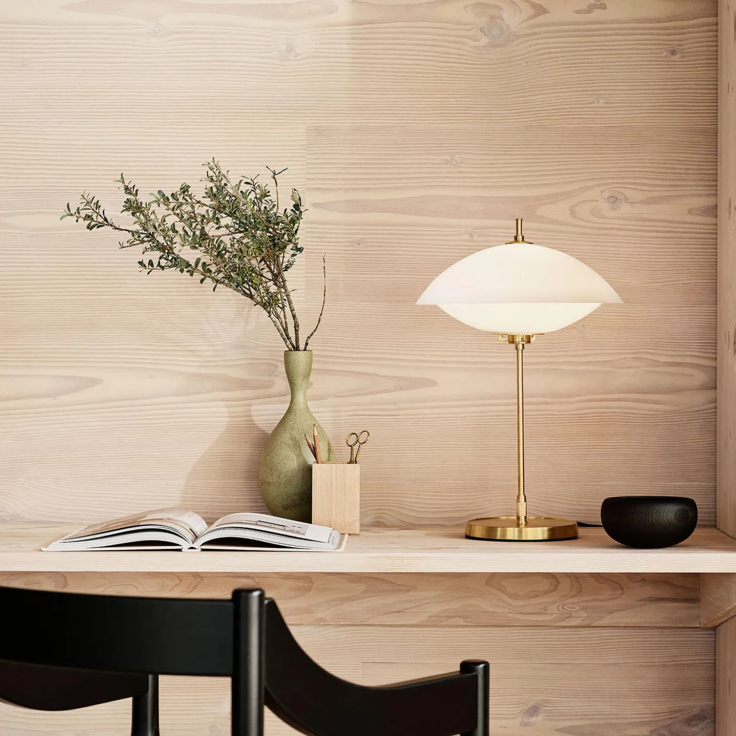 MUSLING™ bordlampe, opal/brass