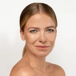NATURAL GLOW Liquid Foundation, beige 207