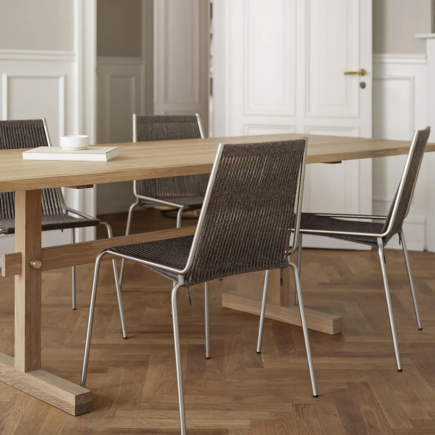 Noel Chair, steel/black linen