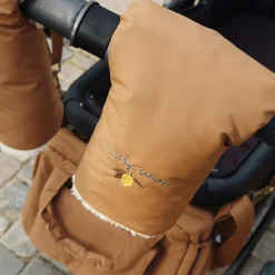 Nohr Stroller Mittens, walnut