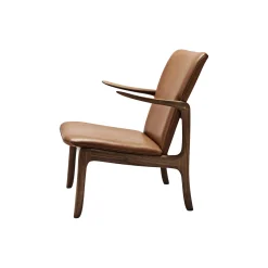 OW124 Beak Chair loungestol, olieret valnød/cognac