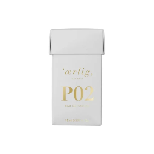 P02 Eau de Parfum
