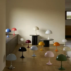 Panthella 250 Portable bordlampe, opaque orange