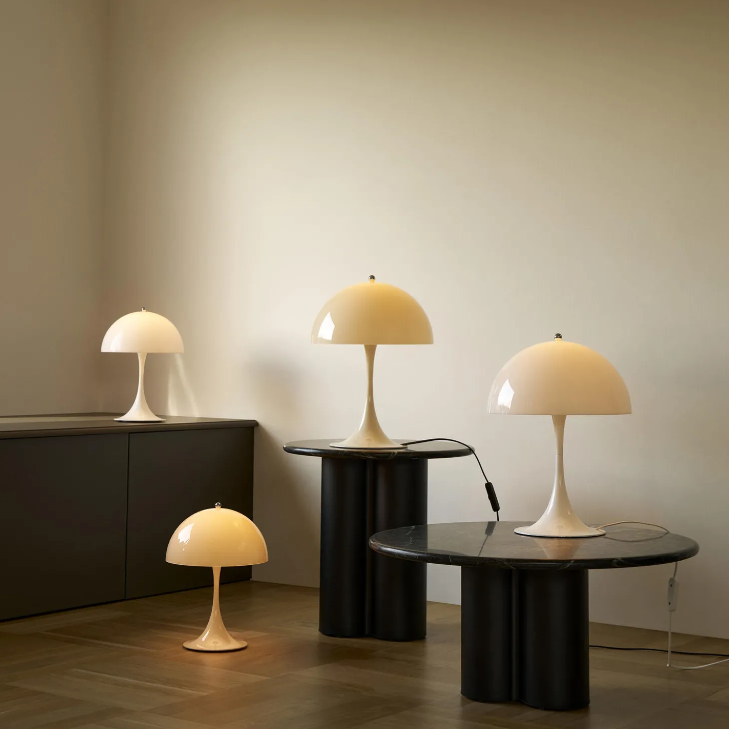 Panthella 250 Portable bordlampe, opal white