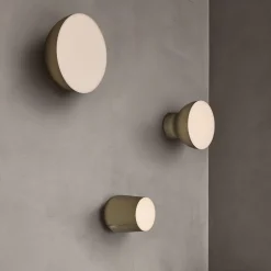 Passepartout JH10 væglampe, brass