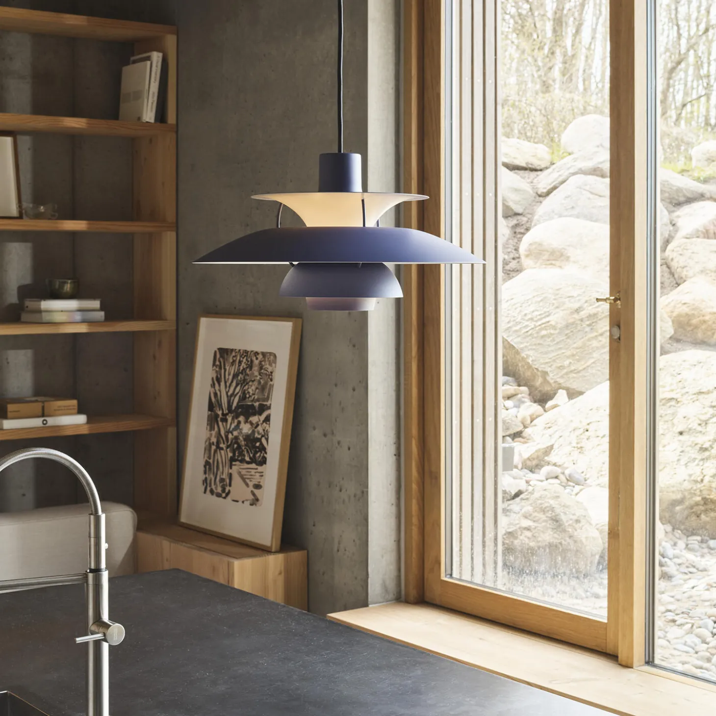 PH 5 Monochrome pendel, monochrome dusty indigo