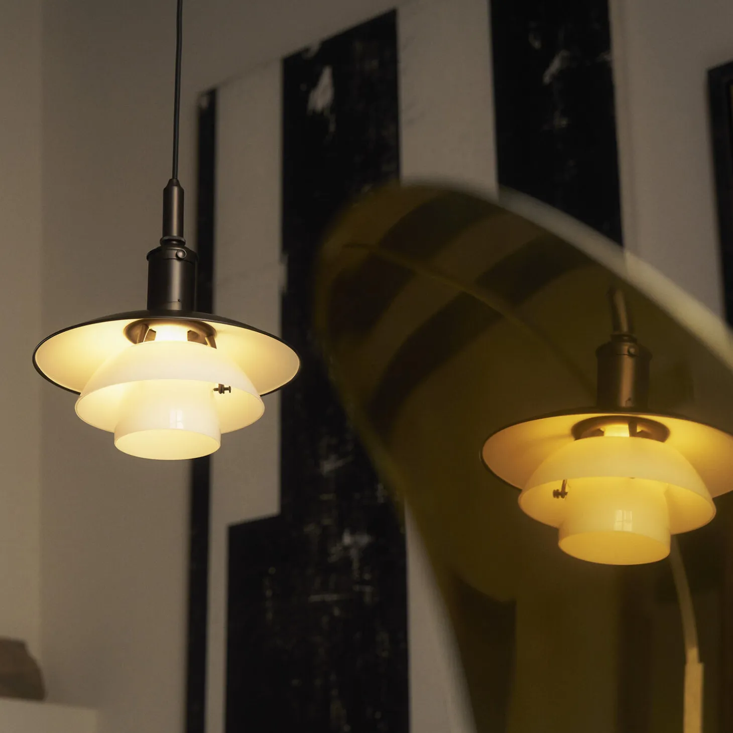 PH 3/3 pendel, aged brass/opal glass