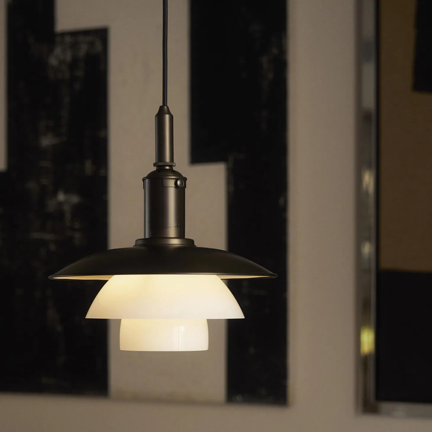 PH 3/3 pendel, aged brass/opal glass