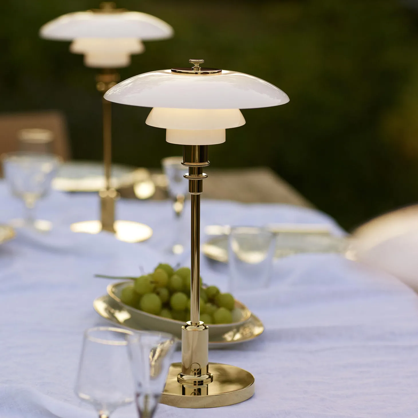 PH 2/1 Portable bordlampe, brass