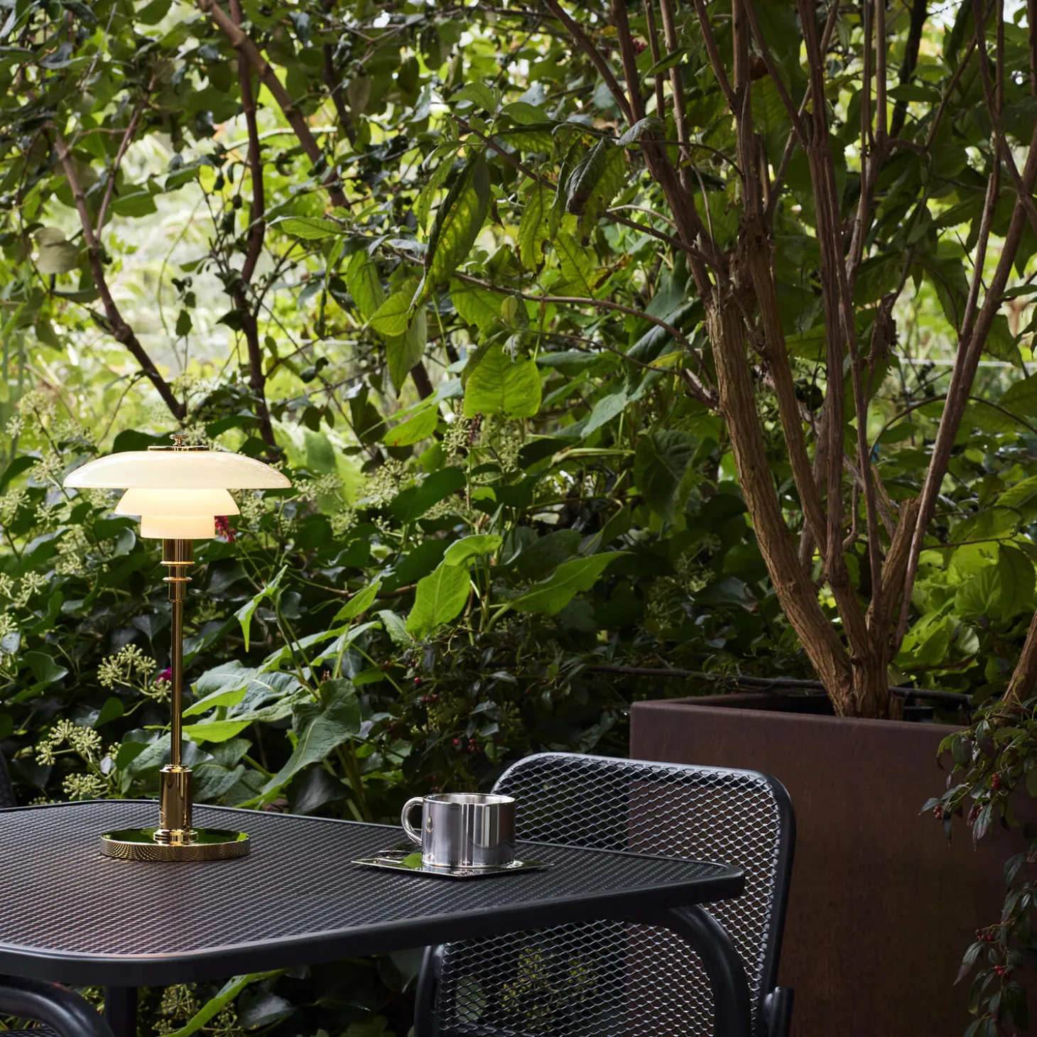 PH 2/1 Portable bordlampe, brass