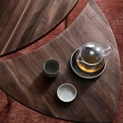 Pinwheel HM7 sidebord, olieret valnød