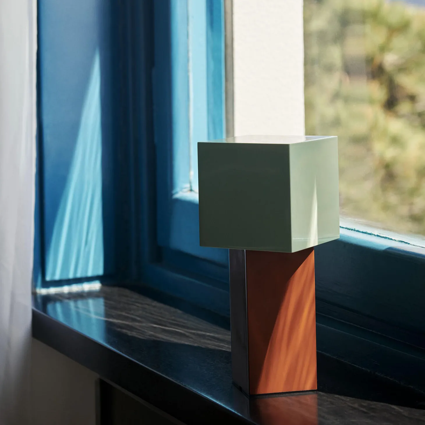 Pivot ATD7 portable bordlampe, rusty mint