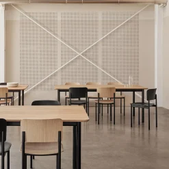 Plan Chair, black lacquered ash/black