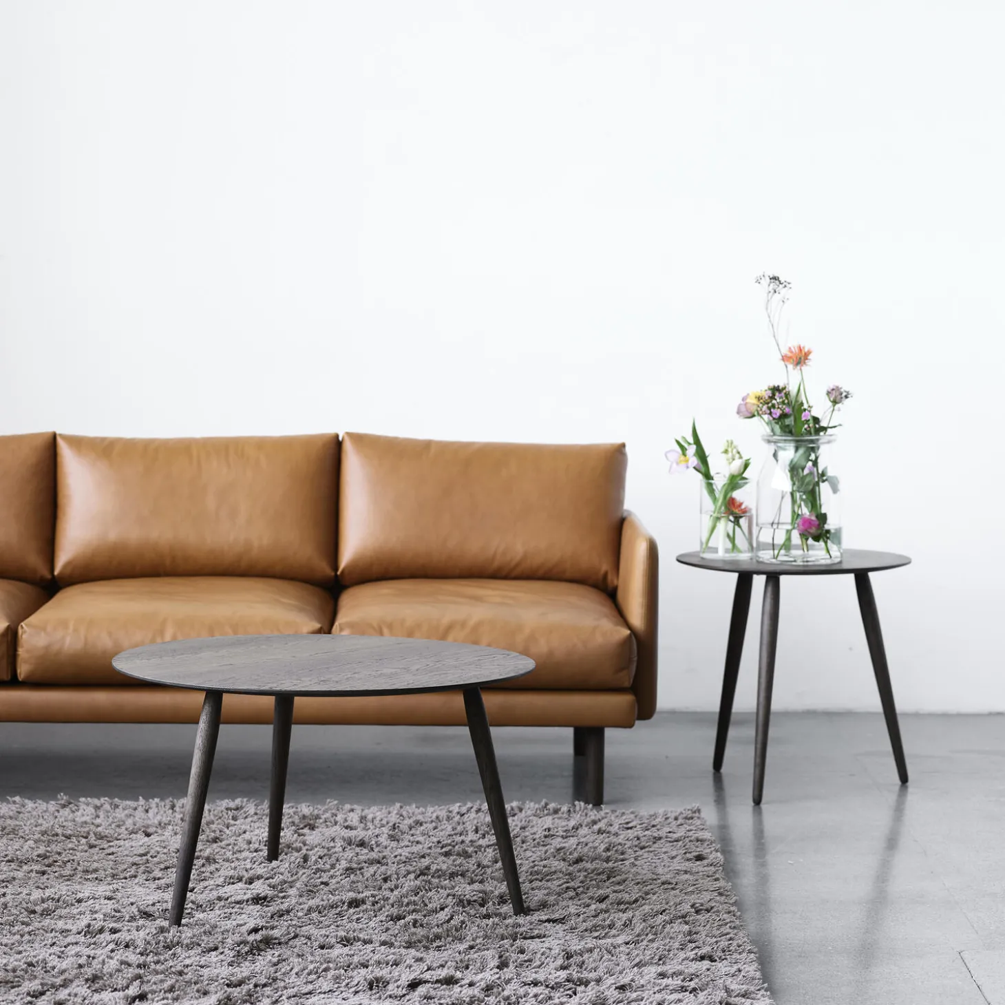 PLAYround Ø60 sofabord, røget eg