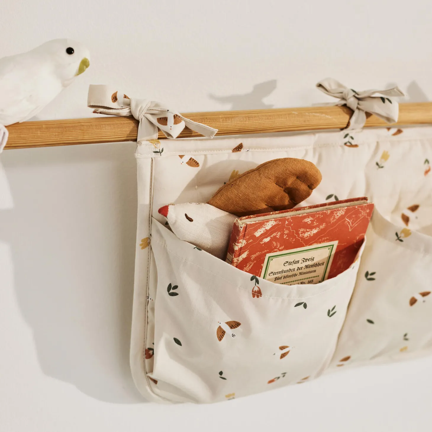 Polly sengelomme, songbirds