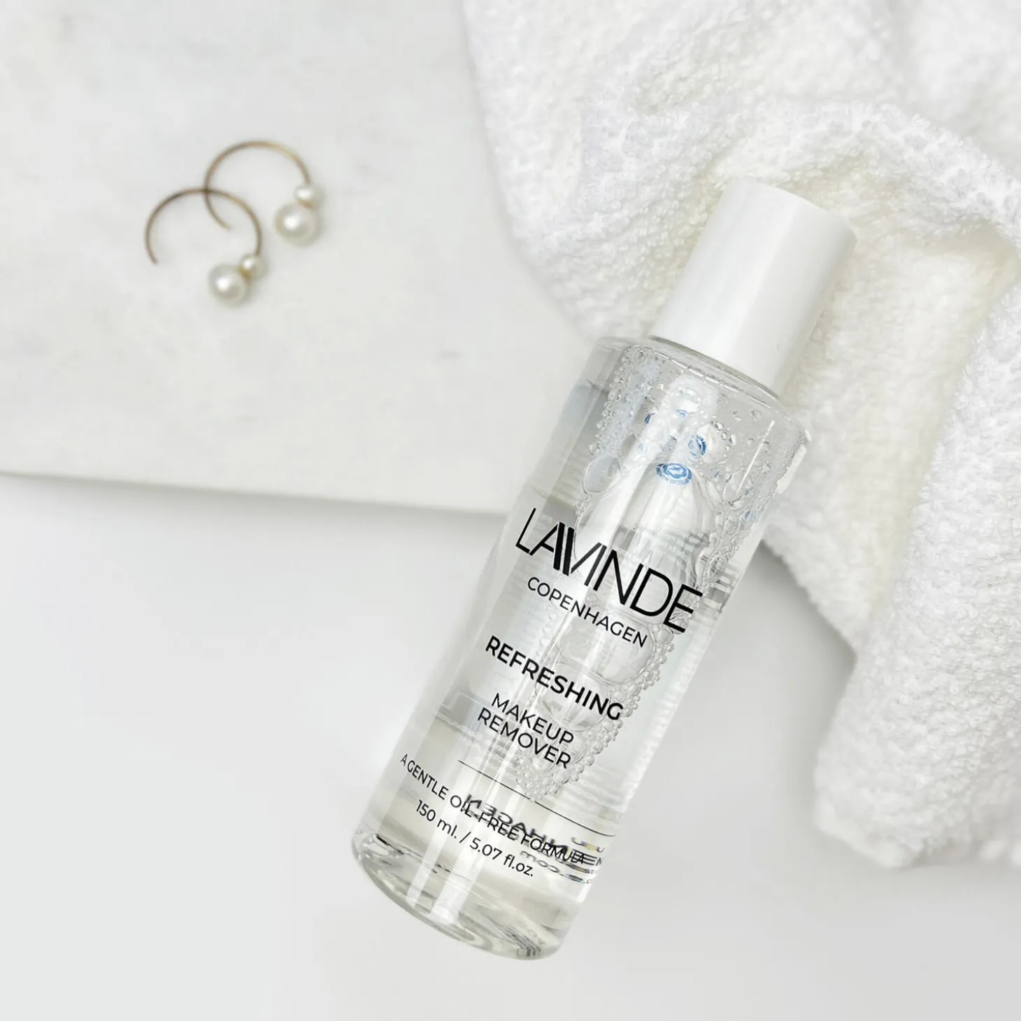 REFRESHING Makeup Remover