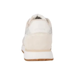 Ronja, whisper white