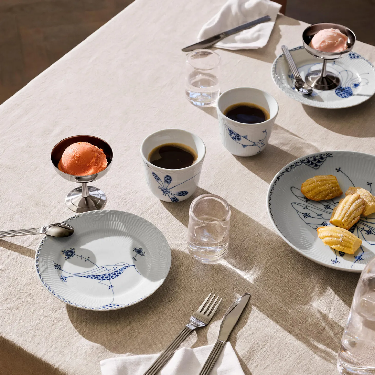 Royal Creatures termokop 26 cl, guldsmed