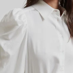 Samanta Shirt, tofu