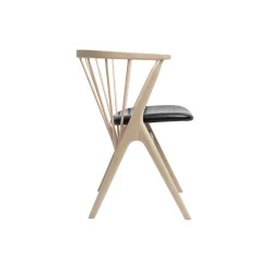 Sibast No 8 spisestol, sæbebehandlet eg/sort