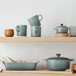 Signature stegepande med træhåndtag Ø 28 cm, sea salt