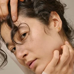 Soleil Studs, light coral