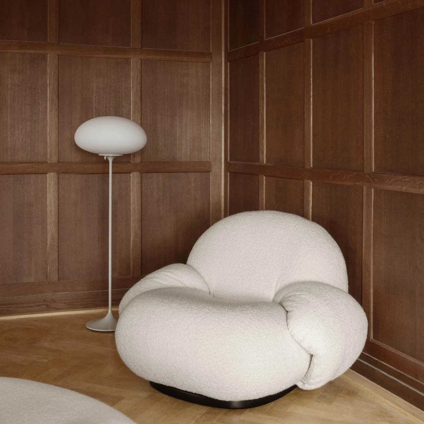 Stemlite Floor Lamp, pebble grey