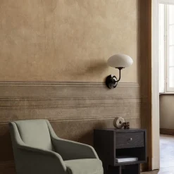 Stemlite Wall Lamp, black chrome