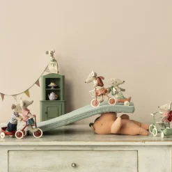 Storesøster cykelmus med taske, red