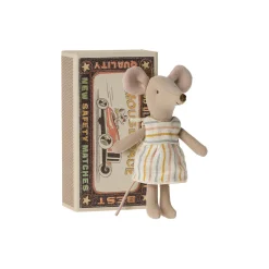 Storesøster mus i tændstikæske