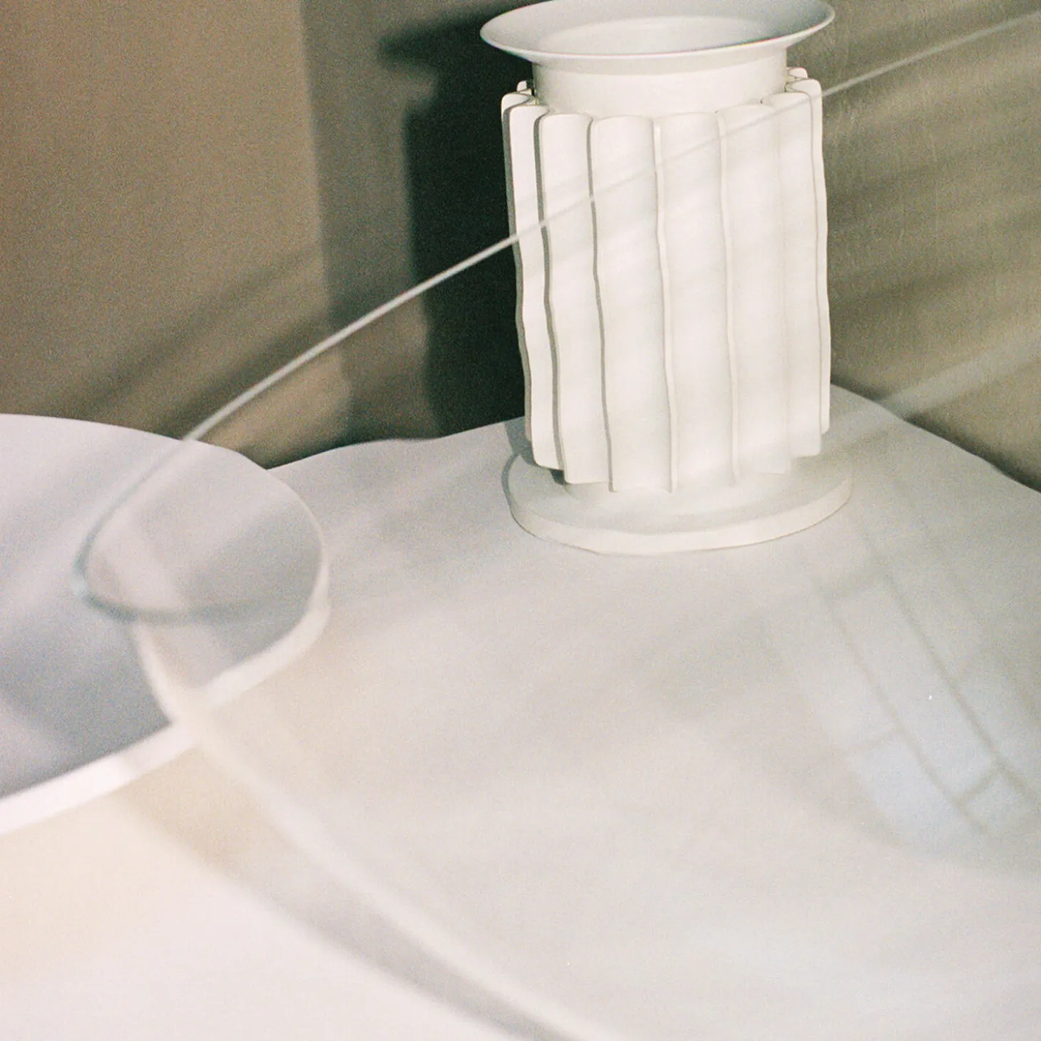 Taccia bordlampe, white