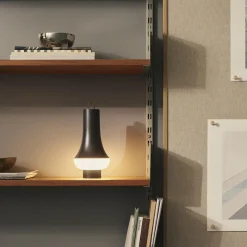 Tomoshi Portable bordlampe, dark brown