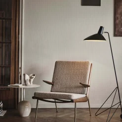 Tripod HM8 gulvlampe, sort