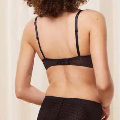 Triumph Signature Sheer WHP EX, black