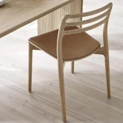 VIPP481 Cabin stol, lys eg/sand