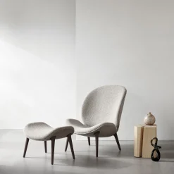 VIPP467 Lodge fodskammel, lysegrå