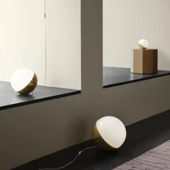 VL Studio bord-/gulvlampe, messing