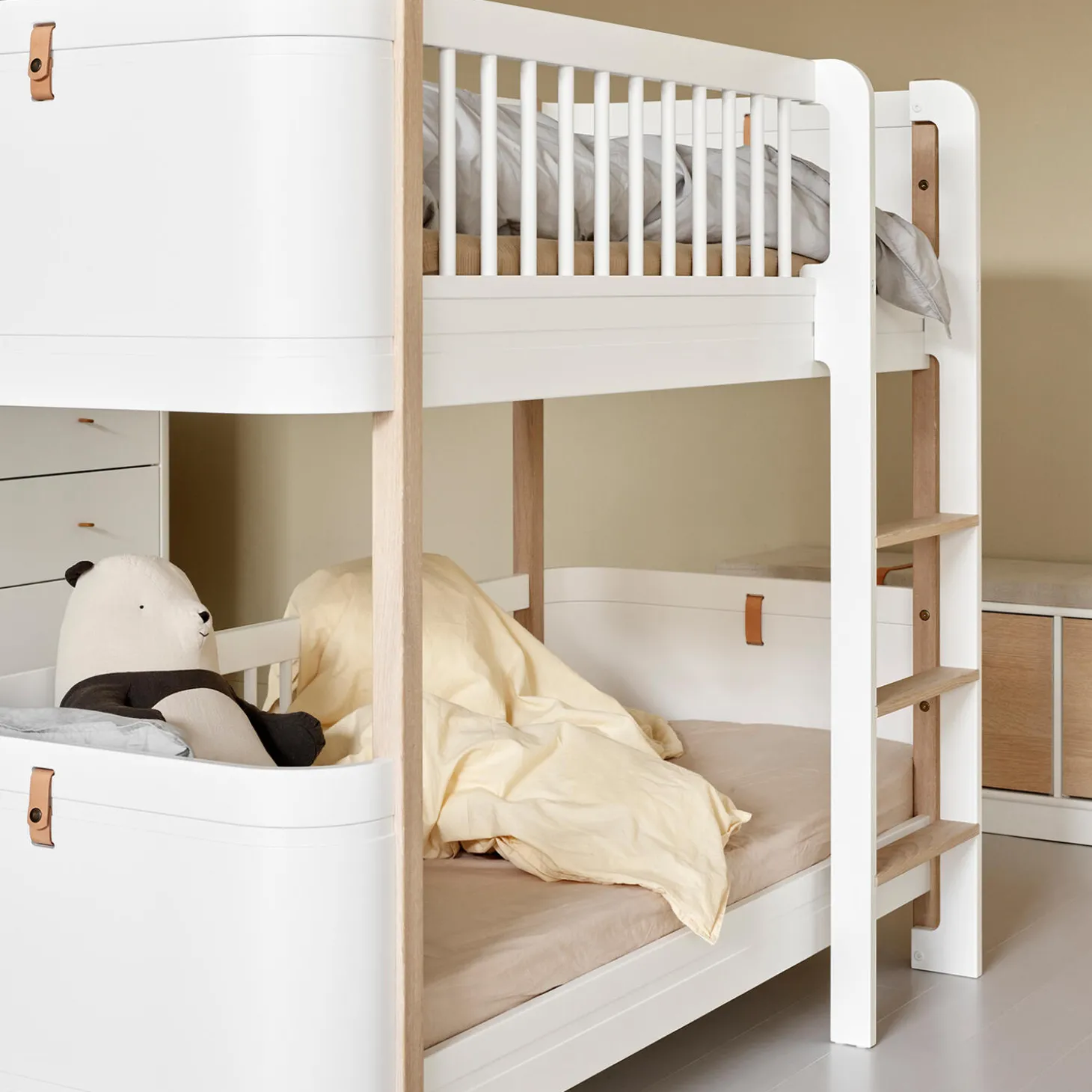 Wood Mini+ halvhøj køjeseng 68x162 cm, hvid/eg