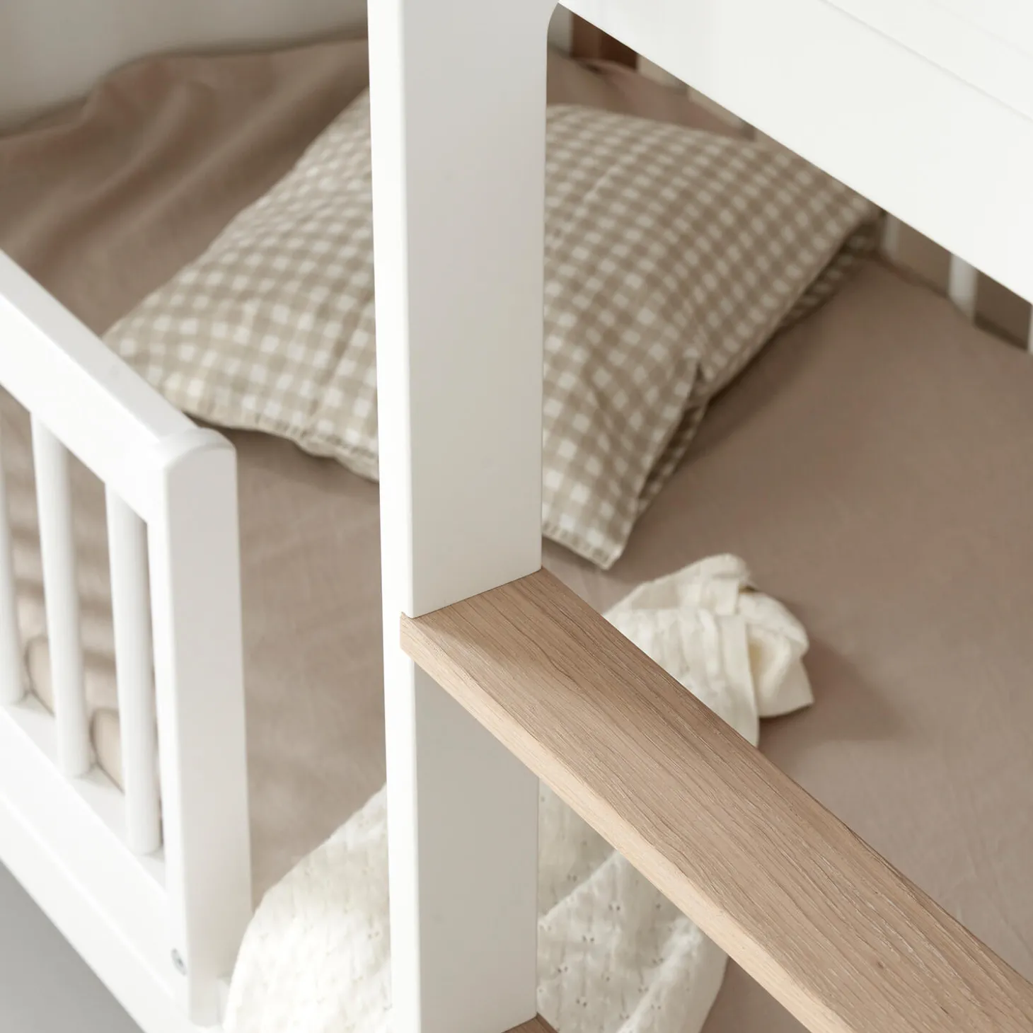 Wood Mini+ halvhøj køjeseng 68x162 cm, hvid/eg